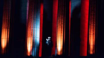 Dawn services are set to take place around the nation to commemorate Anzac Day. (Diego Fedele/AAP PHOTOS)
