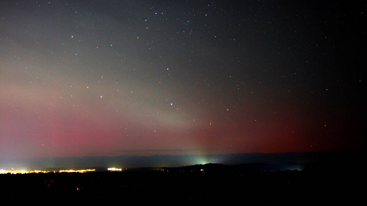 Aurora lights captured at Gobbagombalin about 8pm on Monday night. Pictures by Andrew Mangelsdorf
