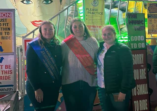 2023 Wagga Young Woman Rebecca Dean (left), Chloe Bailey and 2023 Rural Achiever Caitlyn Nixon at the Wagga Show. Picture supplied
