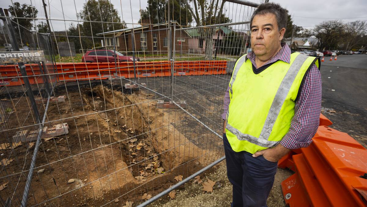 Wagga Council director of infrastructure services Warren Faulkner spoke about a wooden structure unearthed at the Trail Street-Johnston Street roundabout this week. Picture by Ash Smith