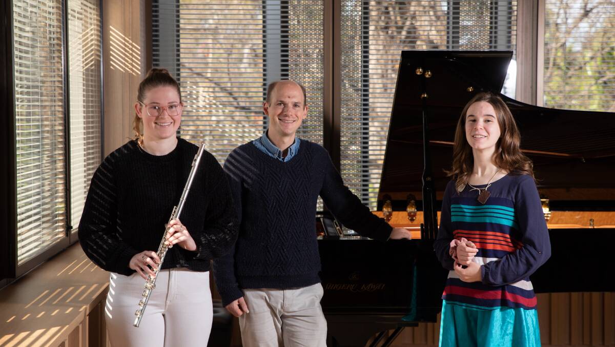 Pictured with Riverina Conservatorium asscociate director Harold Gretton, CQU students Louise Baker (flautist) and Rosemary Vella (vocalist) will perform at a free lunchtime concert on Thursday. Picture by Madeline Begley