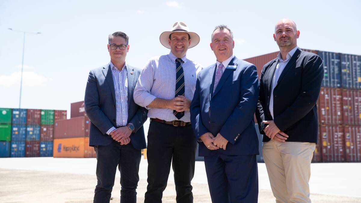 Wagga Duty MLC Wes Fang, Minister for regional transport and roads Sam Farraway, Wagga Mayor Dallas Tout, and Visy Logistics country manager Lee Schmelich. Picture by Madeline Begley