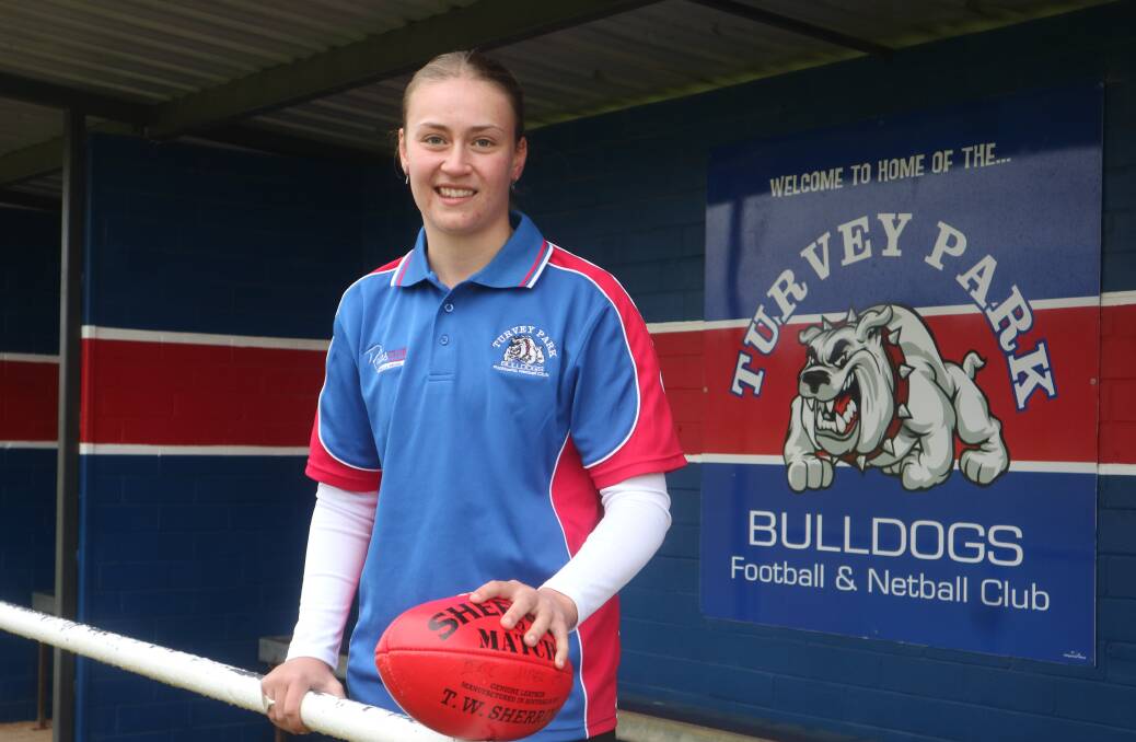 Mater Dei Catholic College student Zoe Curry is one of three Riveirna players selected in the NSW under 15 Australian rules team. Picture by Tahlia Sinclair