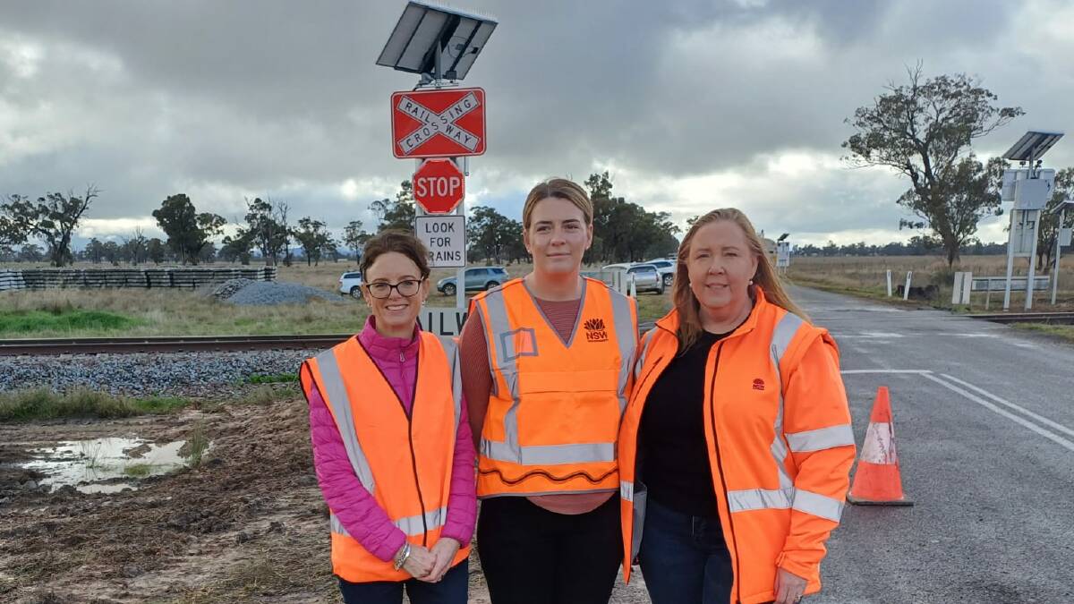 Member for Cootamundra Steph Cooke, Safety Campaigner Maddie Bott and Minister for Regional Transport and Roads Jenny Aitchison. Picture supplied 