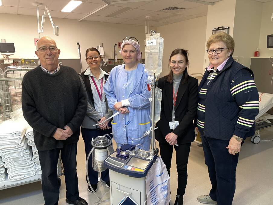 Wagga Base Hospital Auxiliary president Rodney Parsons, Nurse Manager Perioperative Services Kristy Alchin Anaesthetics Clinical Nurse Educator Krystal Sheridan, MLHD) Clinical Nurse Consultant Blood Management Kristen Brown, and auxiliary secretary Gloria Mason. Picture by Finn Coleman