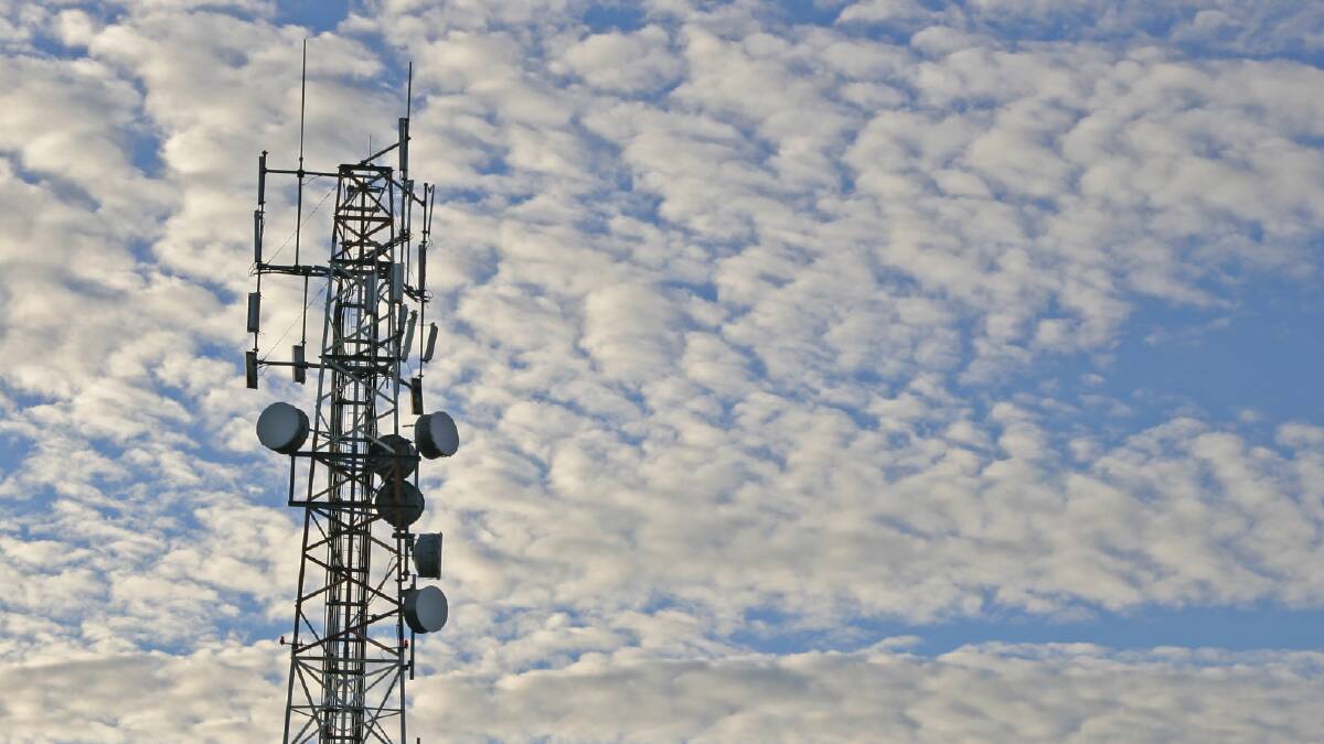 Wagga mobile phone users cut off as Optus tower shuts down