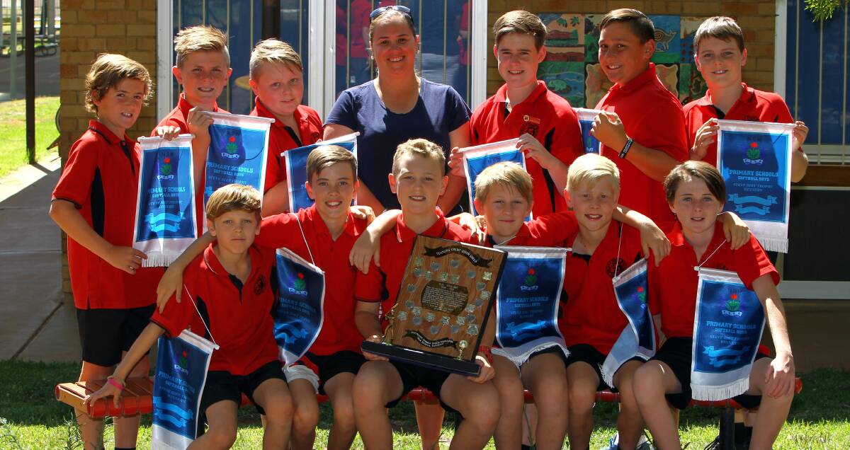WINNERS: Sturt Public School's all-conquering softball team that took out the NSW PSSA Primary School's boys' knockout at Manly last week. Picture: Les Smith