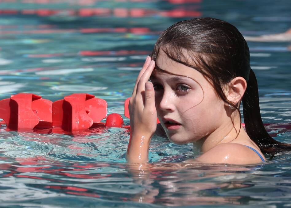 Tayla Lawrence breaks two records at Kooringal Public School swimming ...