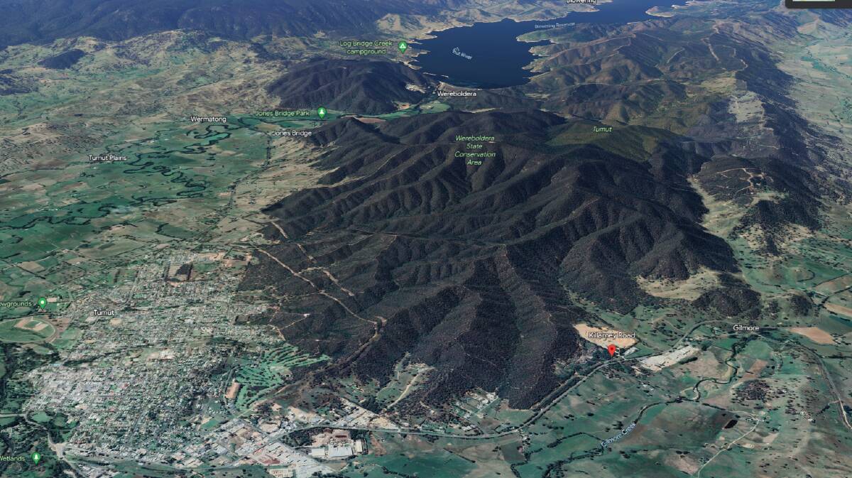 The NSW EPA has linked more than 80 complaints about odour to a Killarney Road, Gilmore tip. Picture by Google Earth