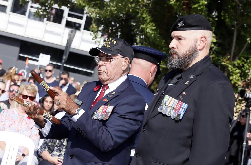 Vietnam veteran and Wiradjuri elder Uncle Hewitt Whyman at the cenotaph on Anzac Day 2023. Picture by Les Smith