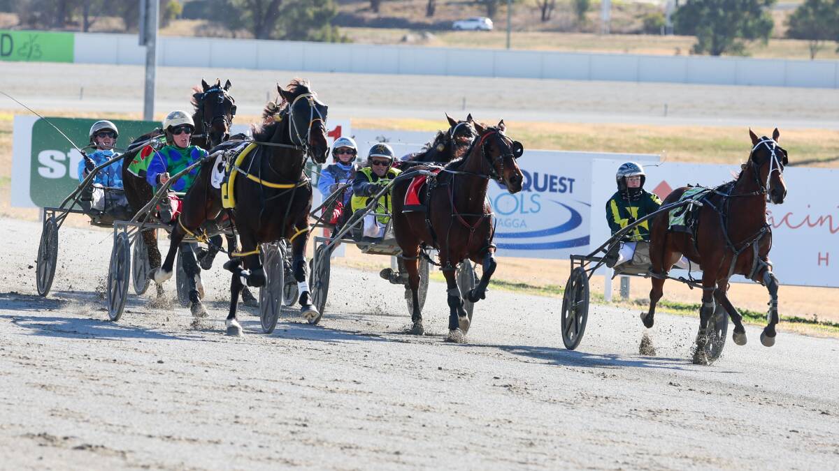 Hello I Tea uses the sprint lane to score victory at Riverina Paceway on Friday. Picture by Les Smith