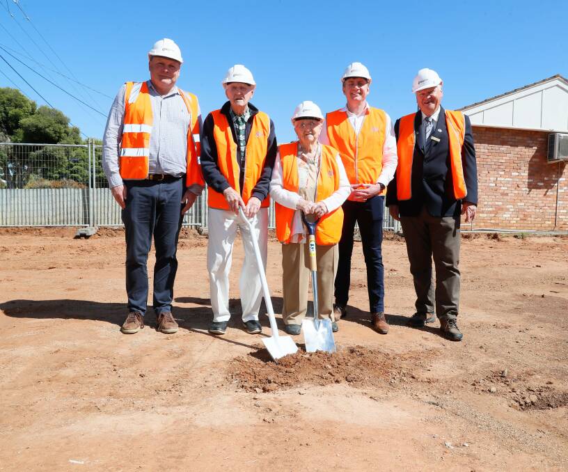 ICG director Mark Fleming with residents Cyril Wooden, 98, and 104-year-old Elva Smallwood, with Respect chief executive Jason Binder and Lockhart mayor Greg Verdon at the sod-turning ceremony to mark the official launch of Woodhaven's redevelopment project on Saturday. Picture by Les Smith 