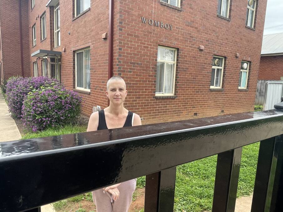 Wagga's Melissa Burden is fed-up with housing after locks were placed on a newly erected fence at the Womboy unit complex on Edward Street. Picture by Taylor Dodge