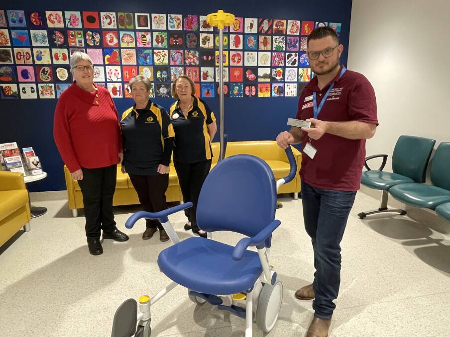  South Wagga Lions Club member Therese Bartley, president Michelle Henderson and Gloria Pascoe with at Wagga Base Hospital renal dialysis unit manager nurse Mitch Woods. Picture by Taylor Dodge

